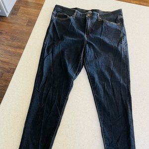 Lularoe essential wash skinny jeans 32